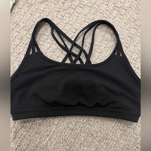 Women’s Athleta Sports Bra - Multi-strap in Size Small